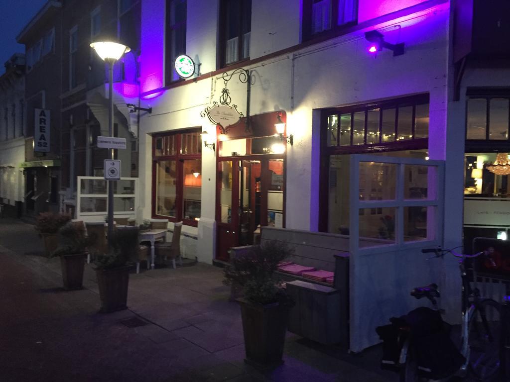 Cafe Pension The Chandelier Terneuzen Exterior photo